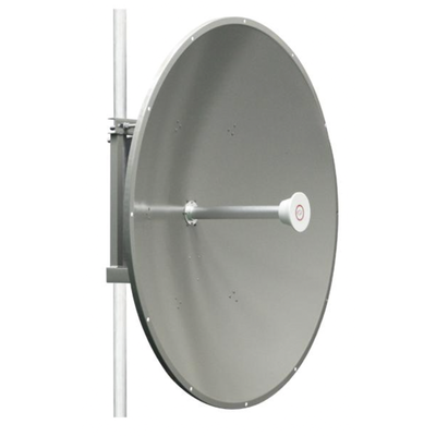 Antena direccional para C5x y B5x, Doble polaridad 45 ° y 90 °, 4.9 - 6.5 GHz, 2 ft, Ganancia de 36 dBi, Montaje incluido